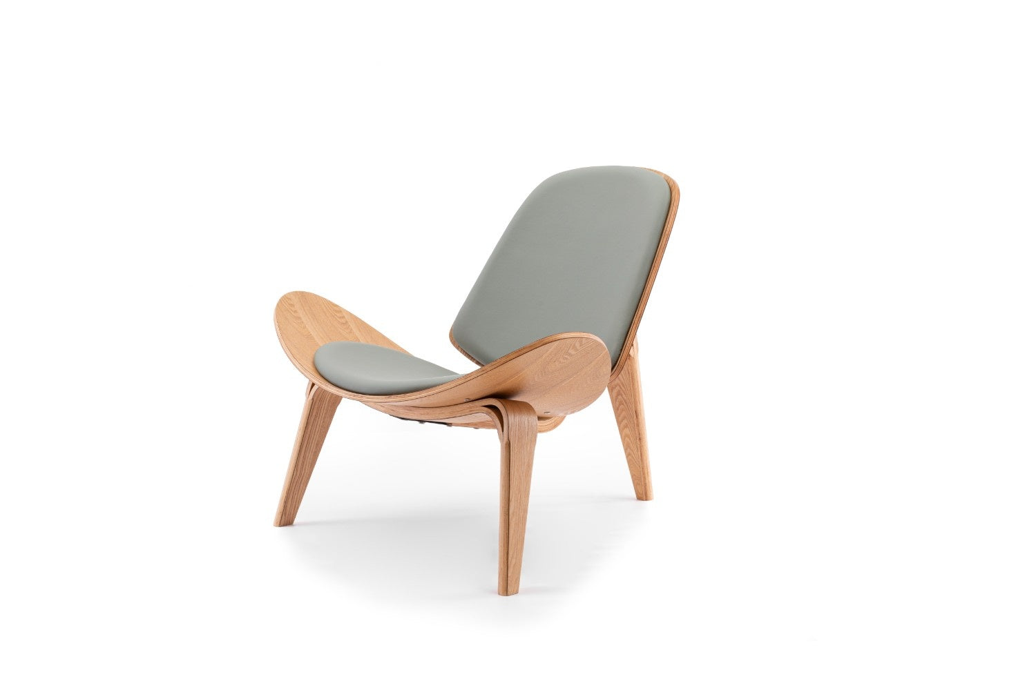 כיסא עץ בצבע ירוק מרווה ועץ אגוז בהיר