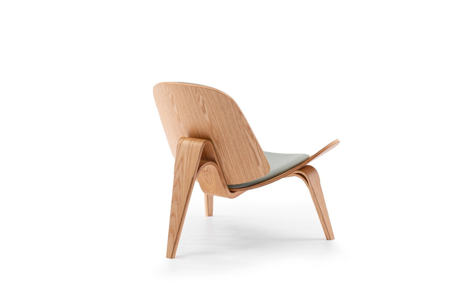 כיסא עץ בצבע ירוק מרווה ועץ אגוז בהיר