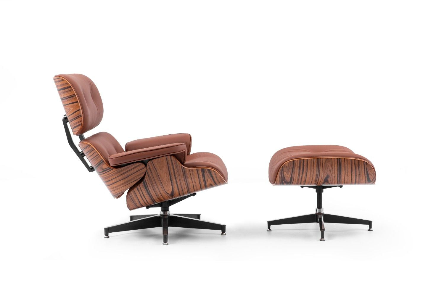 כורסא מעוצבת בצבע חום רויאל ועץ אגוז טבעי