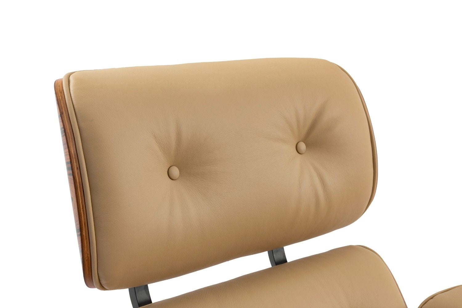 כורסא מעוצבת בצבע חרדל צרפתי ועץ אגוז טבעי